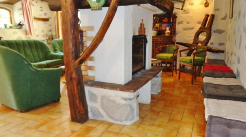 Le Gite D'En Haut Jarret Esterno foto